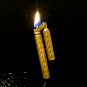L'Ultime - Briquet Nunchaku de Luxe