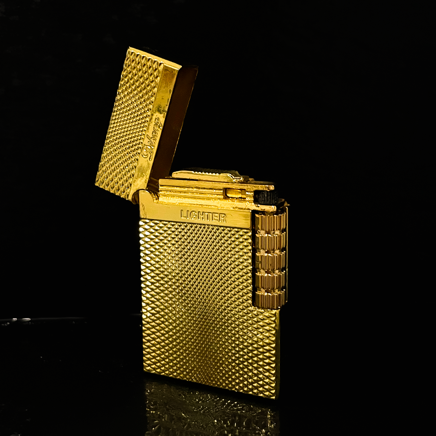 Montaigne briquet en or de luxe